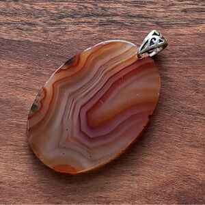 Elegant Banded Agate Slice Pendant Necklace
